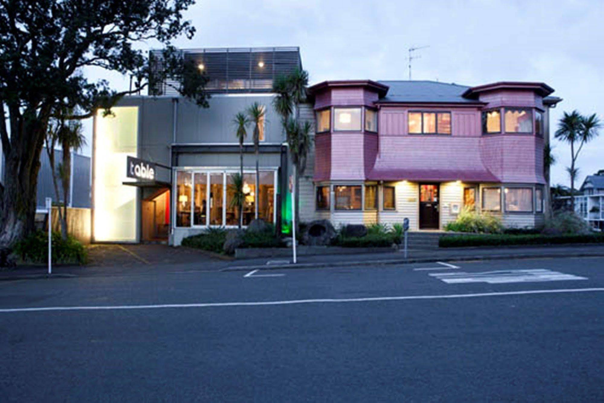 Nice Hotel 뉴플리머스 외부 사진